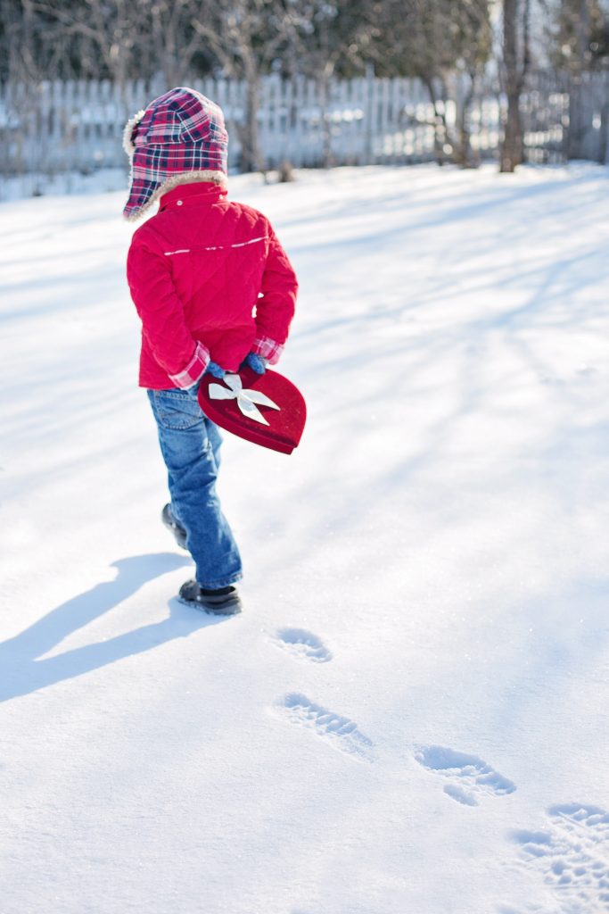 valentine-s-day-little-boy-snow-winter